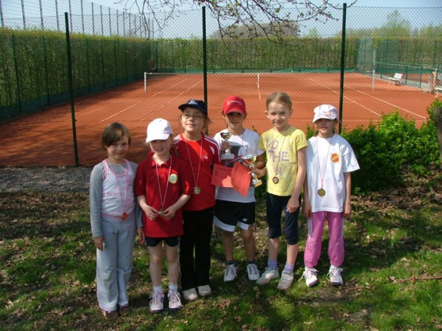 2010-1.Kids-Challenge-MaedchenU8